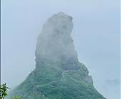 9月份【尊品梵净山】 黄果树、西江苗寨、荔波小七孔、梵净山、镇远古镇、夜郎洞6日游