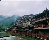 贵州的旅游攻略【纯玩梵净山】  梵净山?黄果树瀑布?小七孔?西江千户苗寨?朱砂古镇双飞六日游